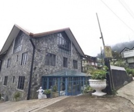 Daffodil's Hotel