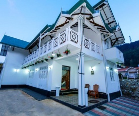 Dahlia Mount View Hotel