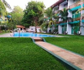 ACME Grand Hotel