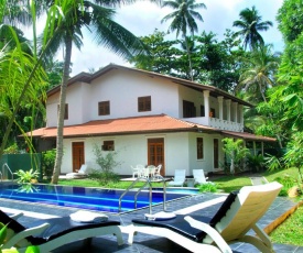 Affordable private villa for long and short family holiday in Hikkaduwa, Sri Lanka