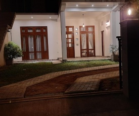 Elite Holiday Home, Anuradhapura