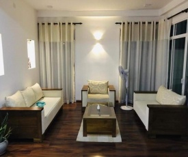 AIRPORT EDGE HomeStay