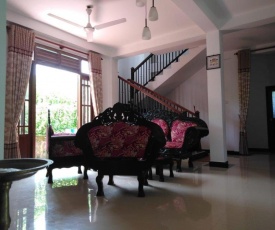 Akisi Villa