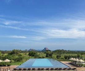 Aliya Resort and Spa