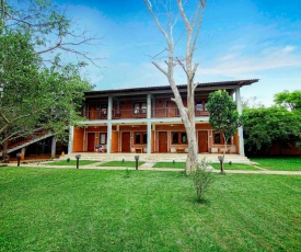 Habarana Lake Resort