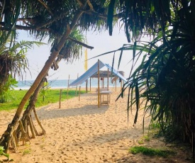 Hikkaduwa backyard beach homestay