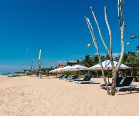 Amal Beach Hotel
