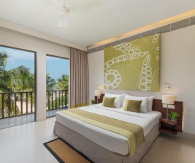 Amaya Beach Passikudah