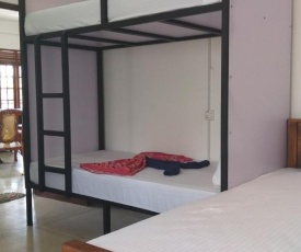 I & I Hostel