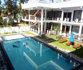 J7 Villaj Resort