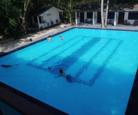 Jagabay Resort & Surfing School
