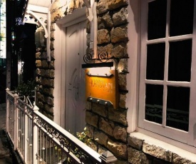 Kandy Api Cottage