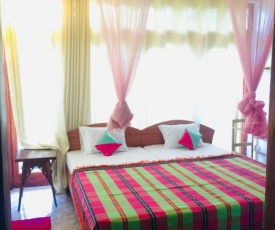 Kandy IVY Banks Holiday Resort