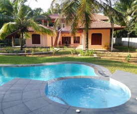 King Coconut Lodge