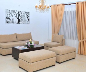 Laaadams Luxurious Living