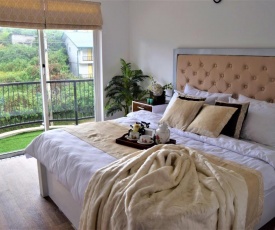 Lake Infinity Luxury Condos