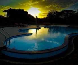 Lake Villa Resort