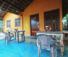 Laksiri Villa