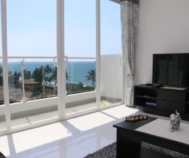 Lavinia Beach House