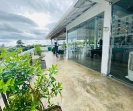 LG Hotel