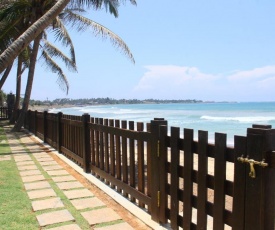 Love Birds Beach Hotel