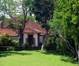 Lunuganga Country Estate