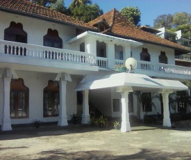 Malwatta rest