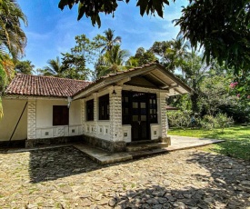 Medusa Bungalow