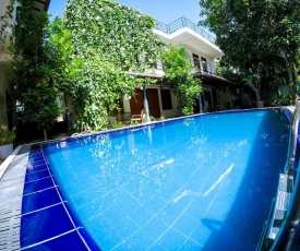 Mirissa Blue Whale Holiday Hotel