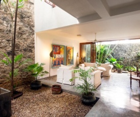 Mount Lodge Boutique Hotel