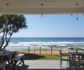 Naomi Beach Hotel
