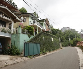 Araliya Holiday Bungalow