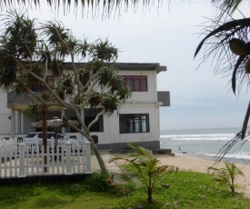 Ocean Reef Hotel