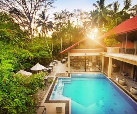 Arika Villa