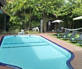 Palms Villa