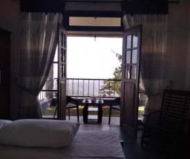 Aroma Holiday Home