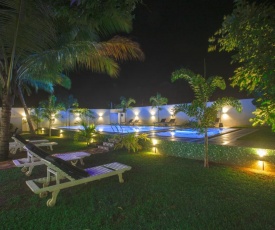Peacock Reach Hotel