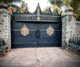 Pearl Crown Homestay