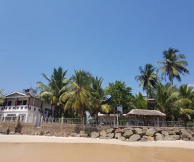 Rainbow Surf Beach
