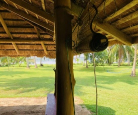 Randoowa 360 Lakefront Udawalawe