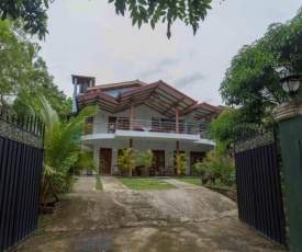 Rekawa Village Hotel