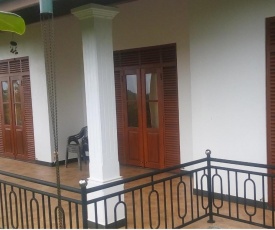 River Face Villa