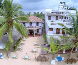 Royal Beach Hotel & Restaurant