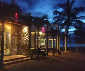 Saara Beach Hotel