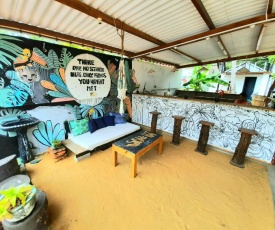 Sam's Hut Arugambay