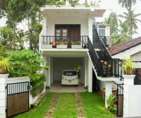Sanuli guest house