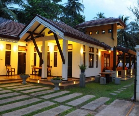 Sayo Villa
