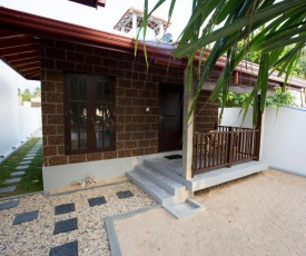 Sea Shell Villa Hikkaduwa - Ocean Front Villa