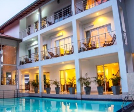 Senani Hotel