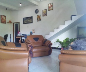 Smart Holiday Inn